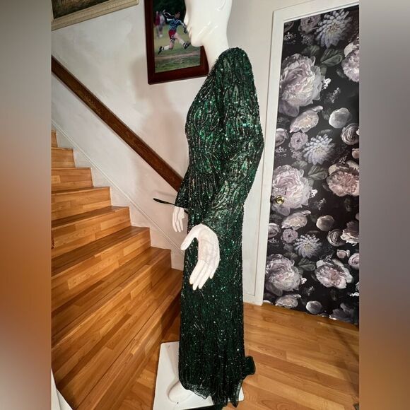 Mac Duggal 5451
Evening Dress - Picture 5 of 7